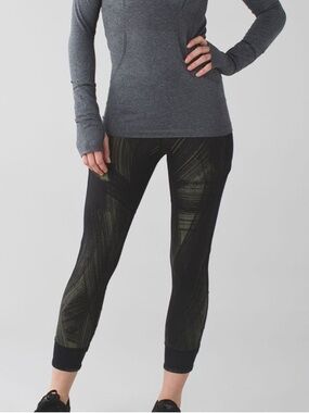 Lululemon Fresh Mesh Run Crop